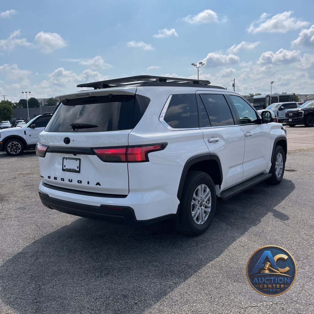 2024 Toyota Sequoia SR5