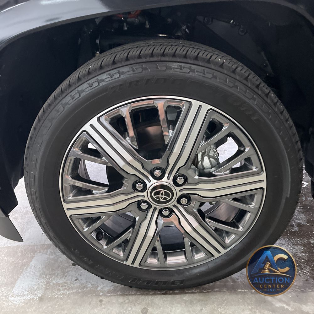 2024 Toyota Sequoia Capstone
