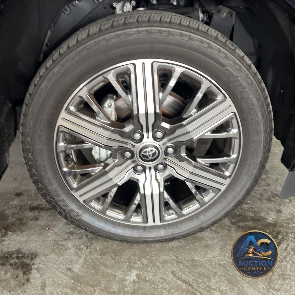 2024 Toyota Sequoia Capstone