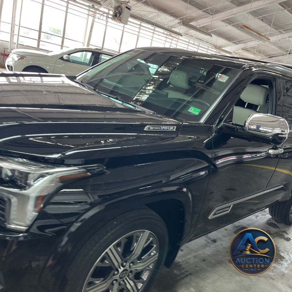 2024 Toyota Sequoia Capstone