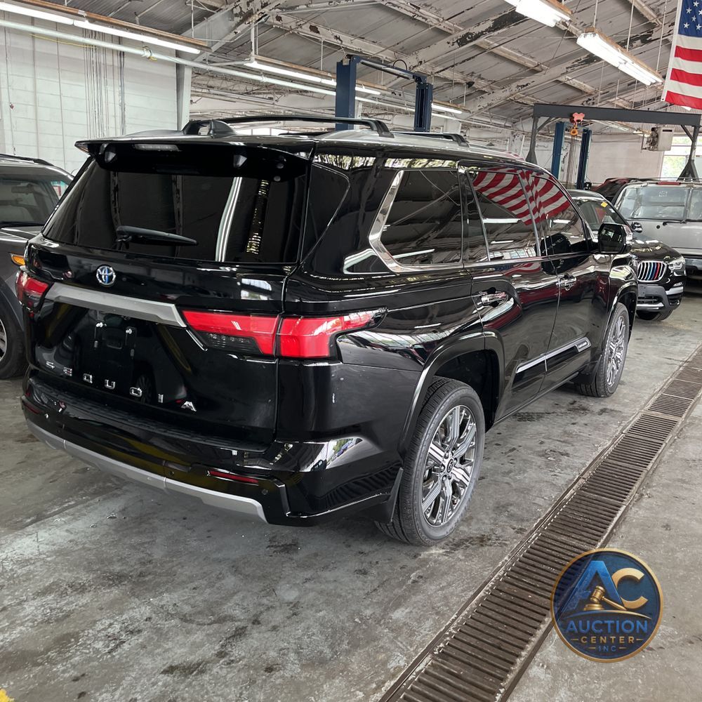 2024 Toyota Sequoia Capstone