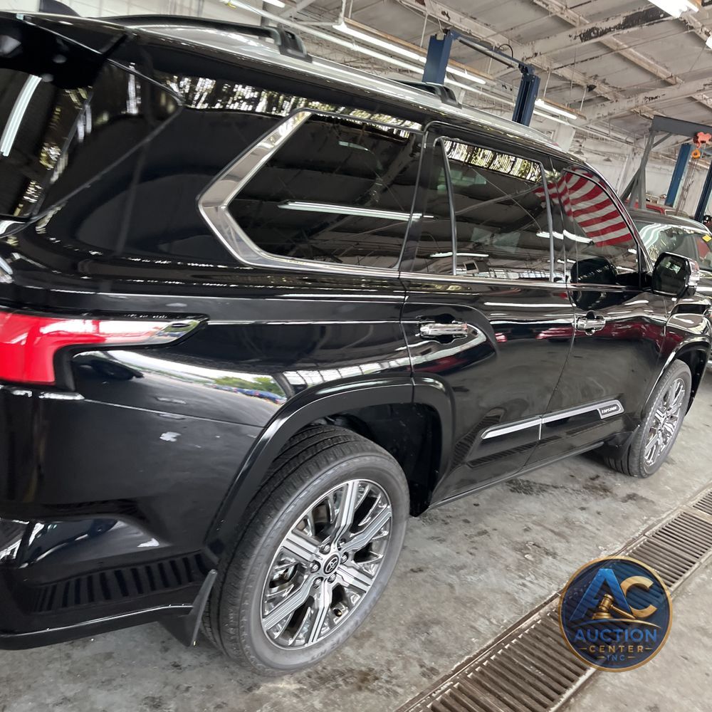2024 Toyota Sequoia Capstone