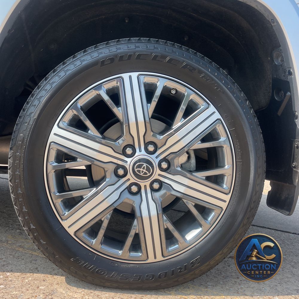 2024 Toyota Sequoia Capstone
