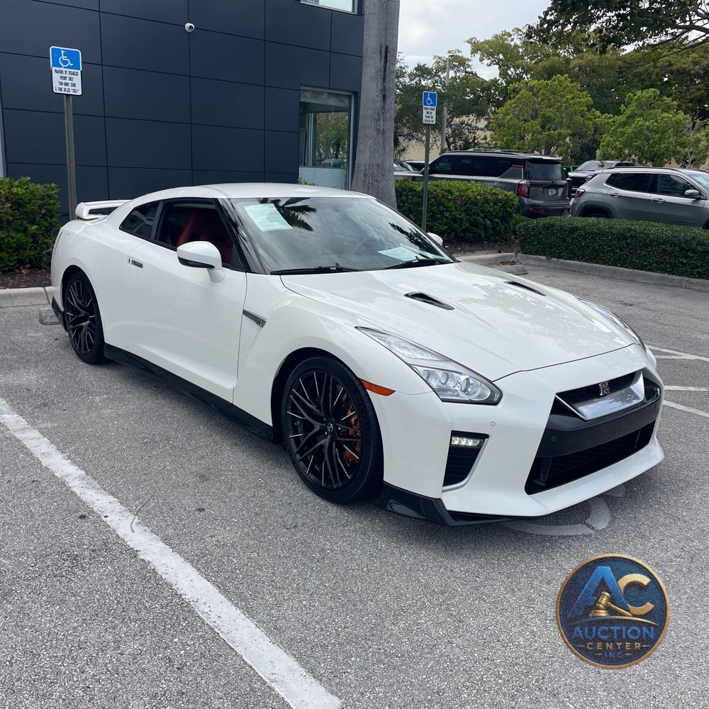 2021 Nissan GT-R Premium
