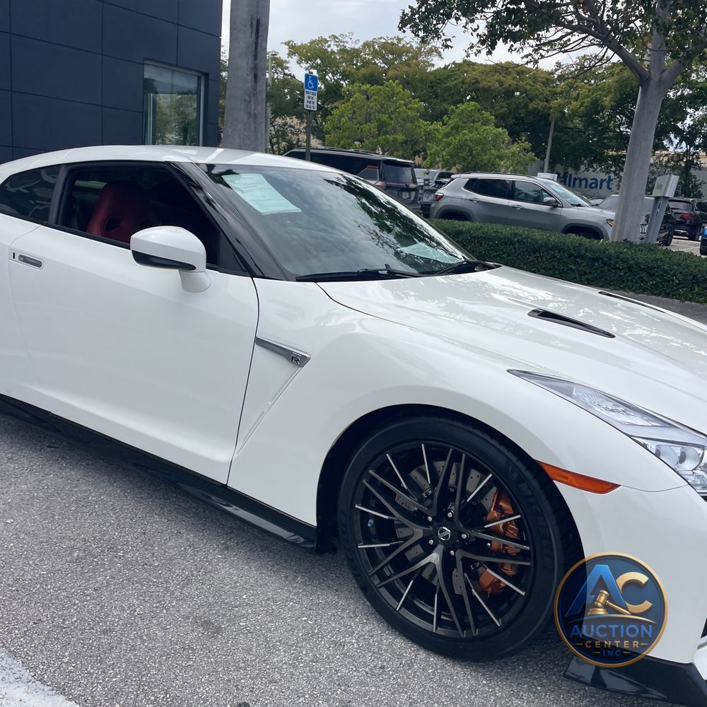 2021 Nissan GT-R Premium