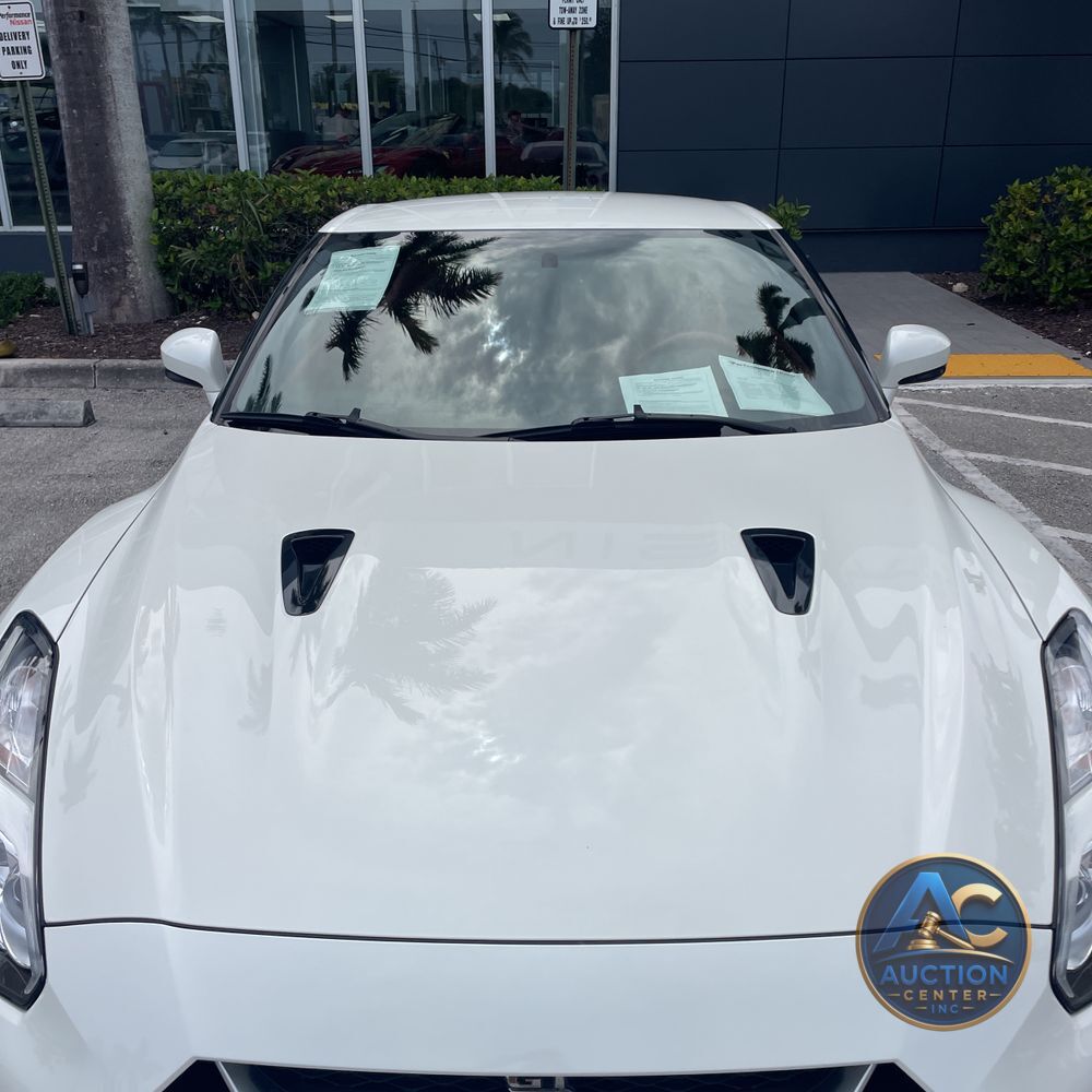2021 Nissan GT-R Premium