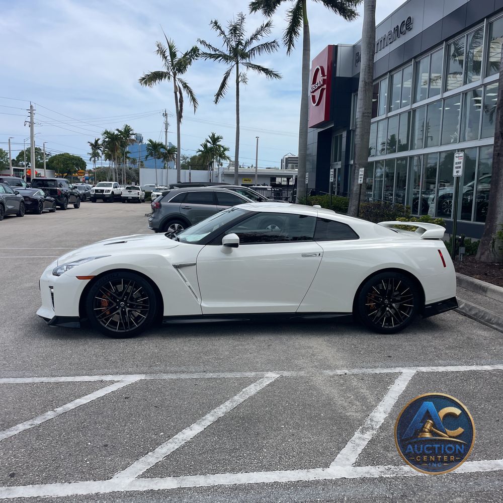 2021 Nissan GT-R Premium