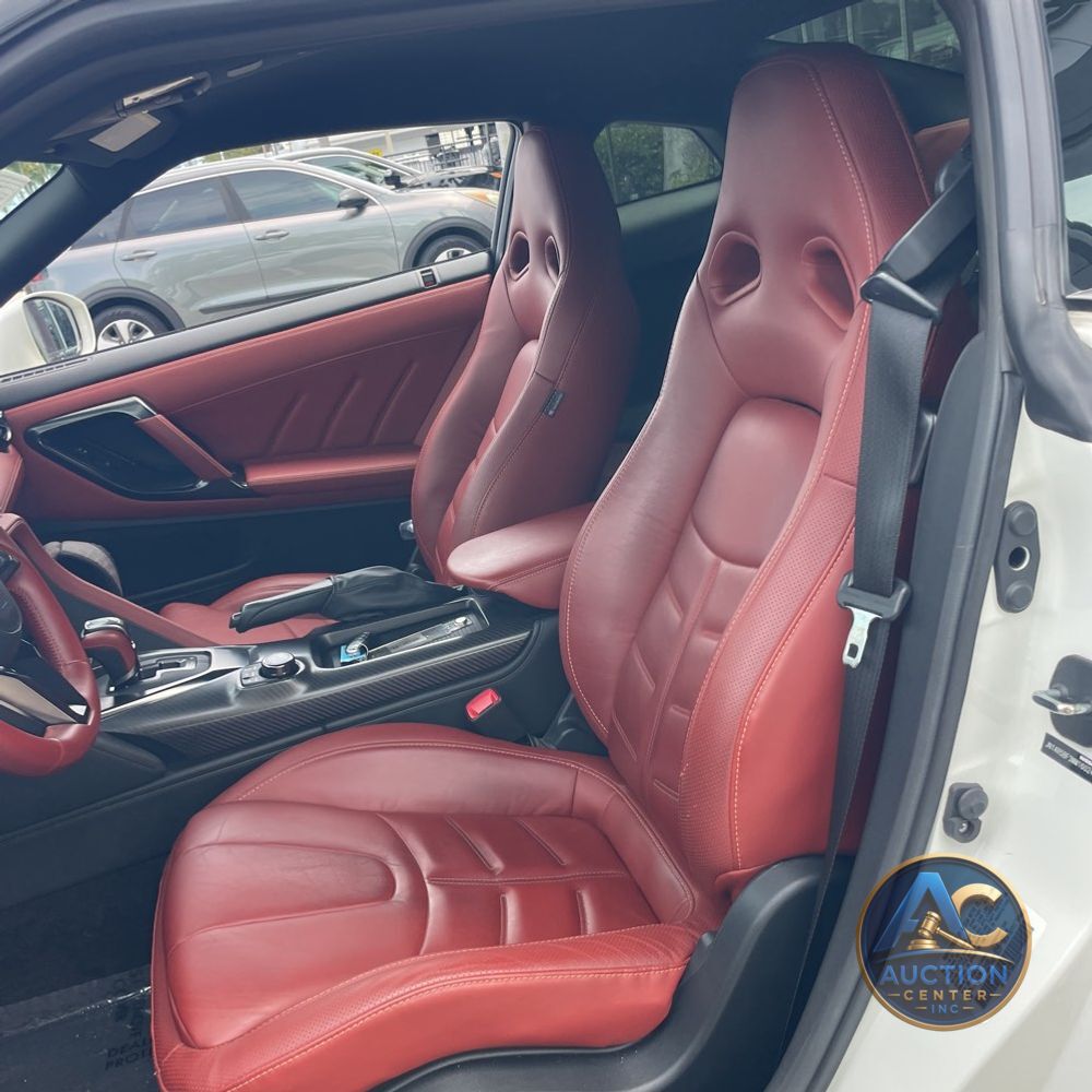 2021 Nissan GT-R Premium