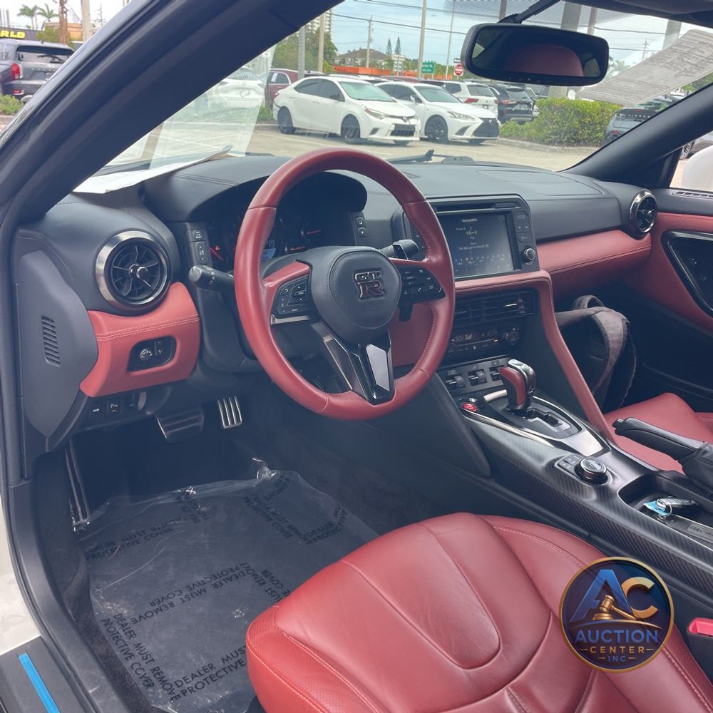 2021 Nissan GT-R Premium
