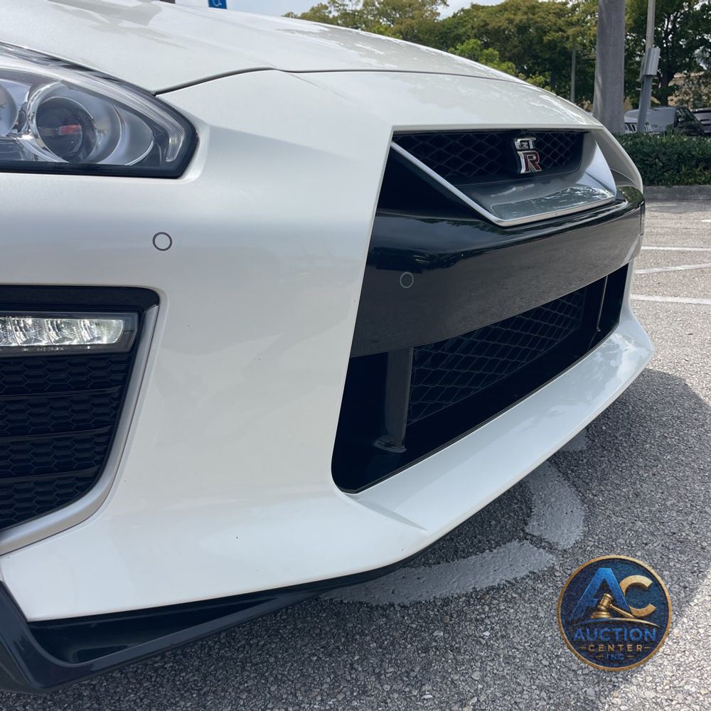 2021 Nissan GT-R Premium