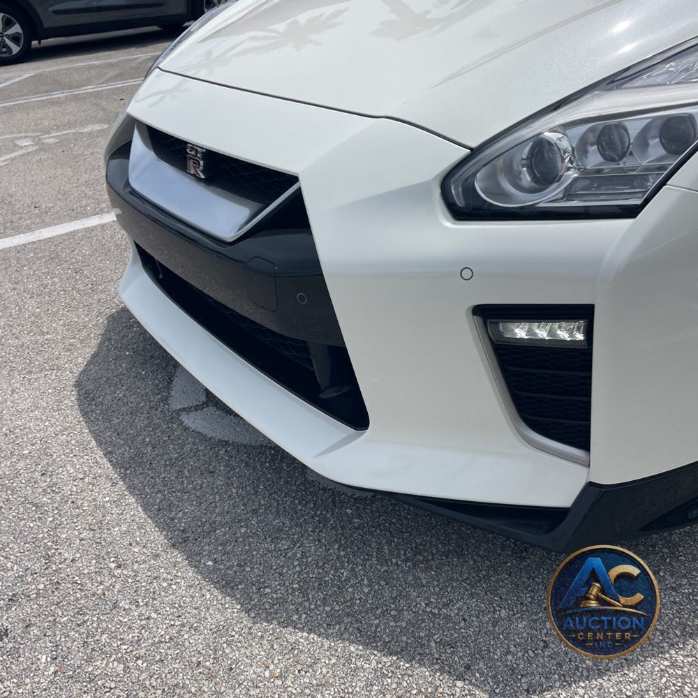 2021 Nissan GT-R Premium