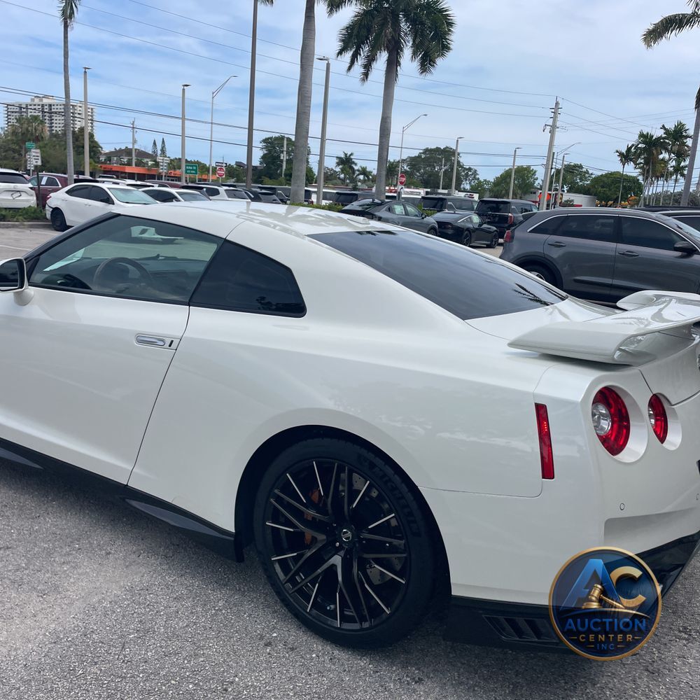 2021 Nissan GT-R Premium