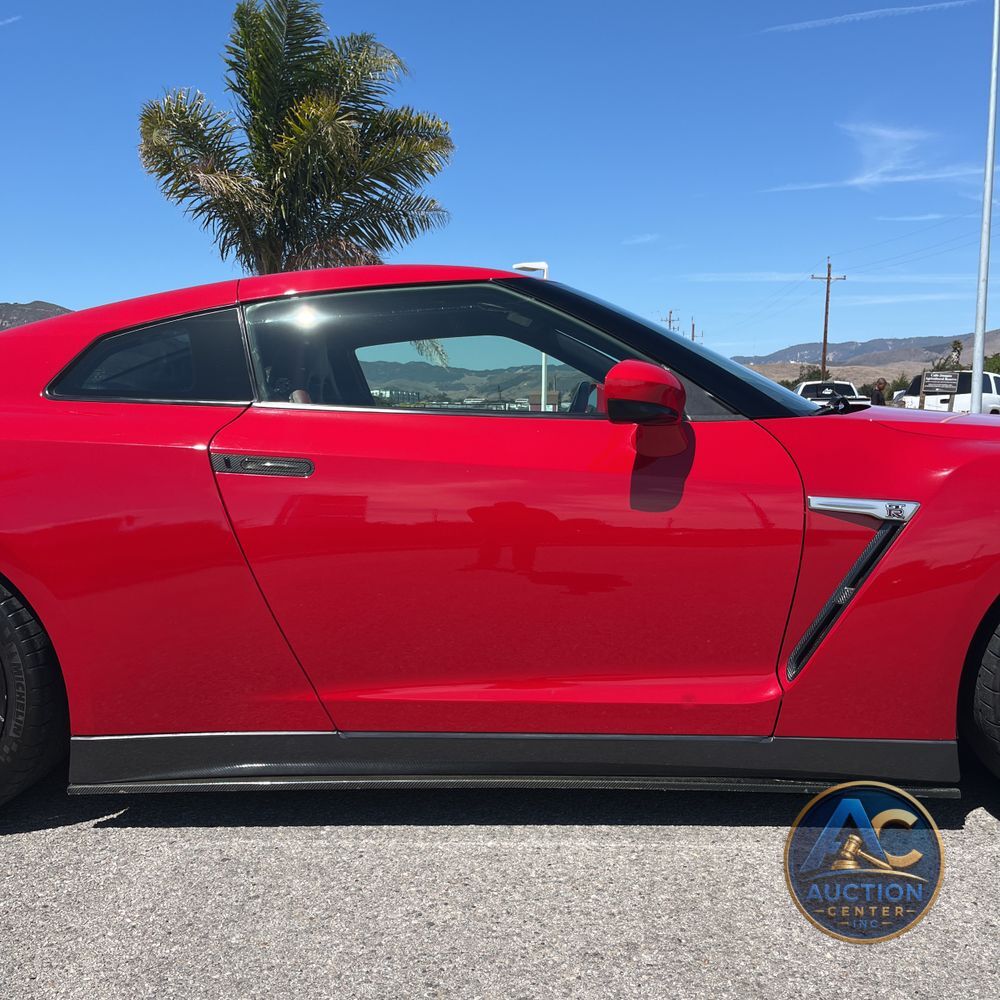 2015 Nissan GT-R Black Edition