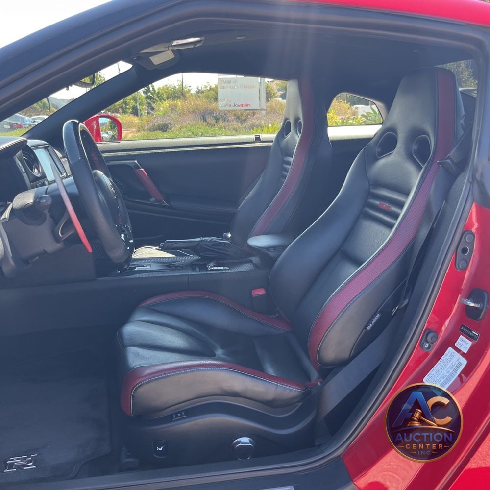 2015 Nissan GT-R Black Edition