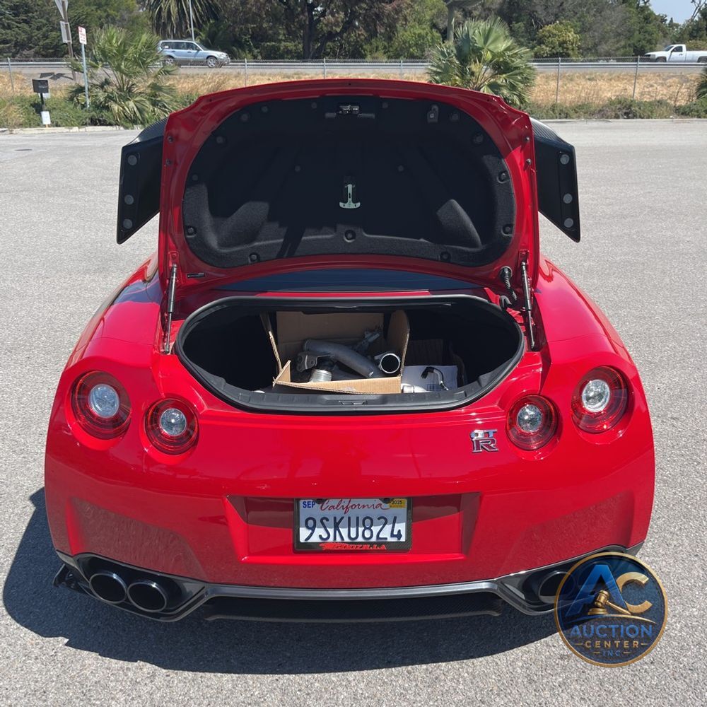 2015 Nissan GT-R Black Edition