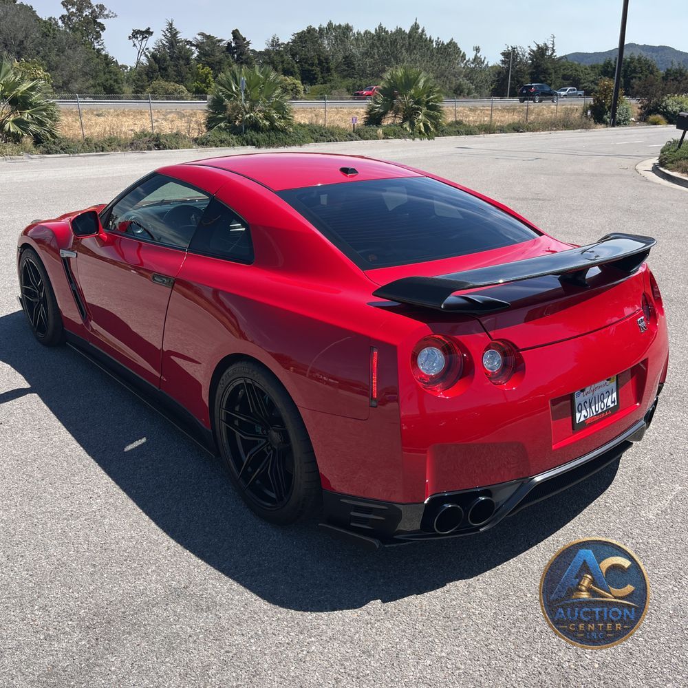 2015 Nissan GT-R Black Edition