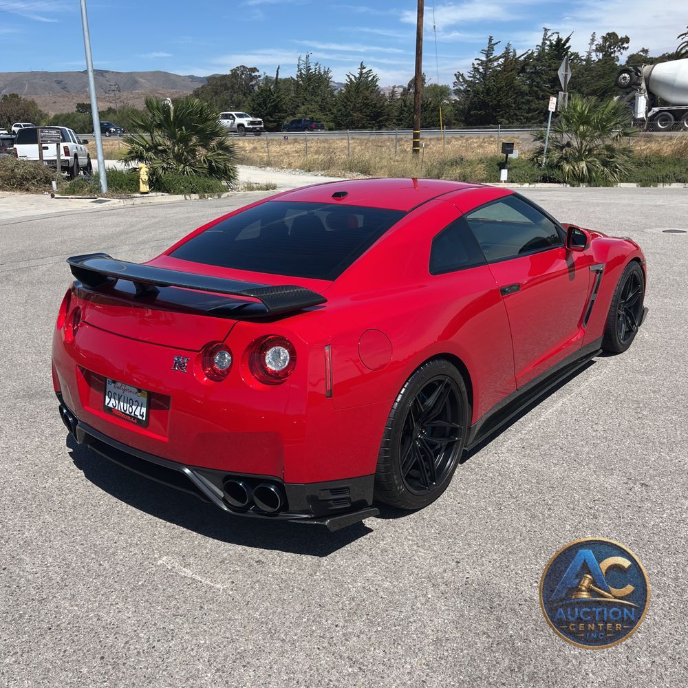 2015 Nissan GT-R Black Edition