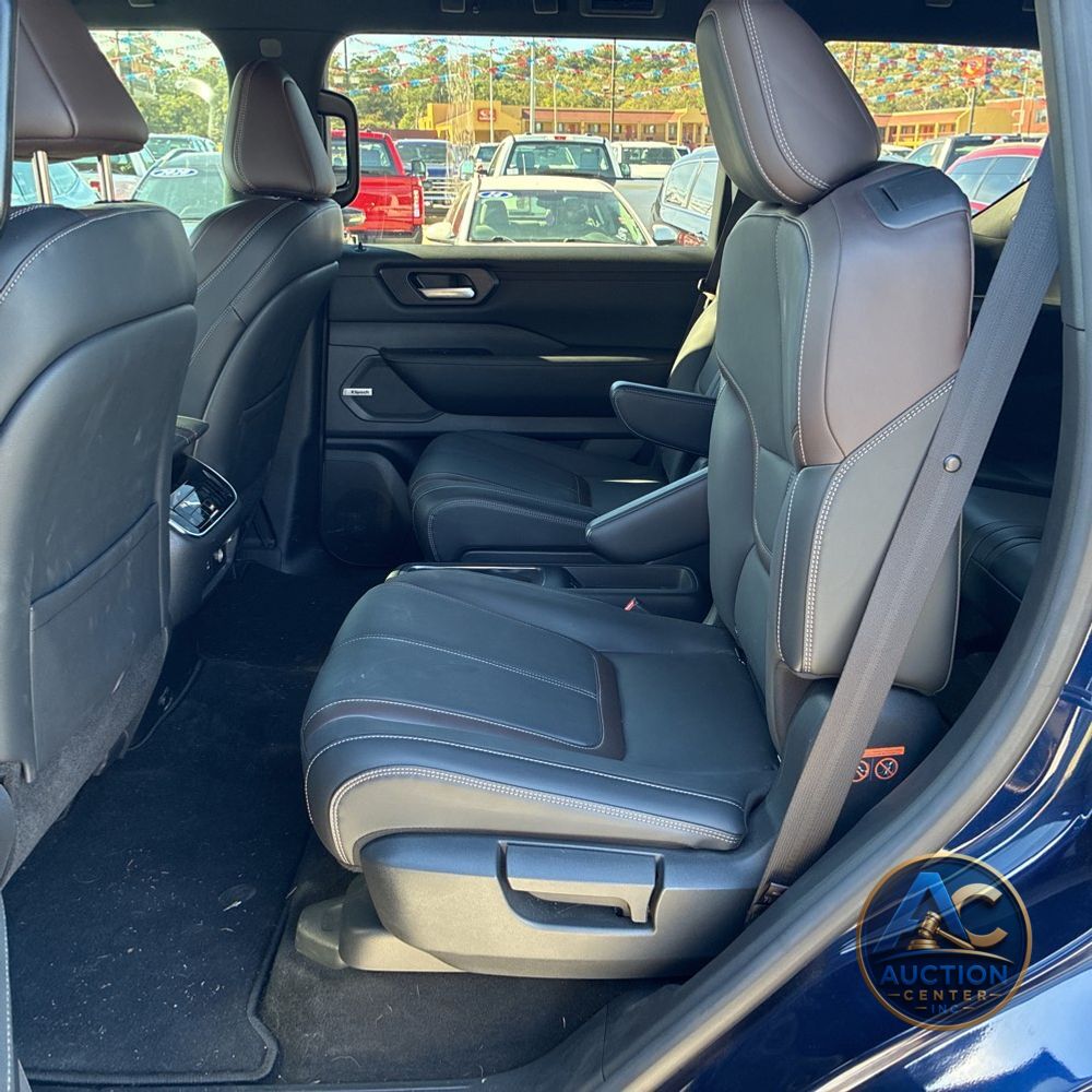2025 Nissan Armada SL