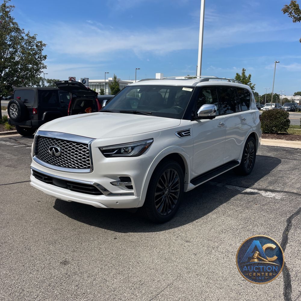 2024 INFINITI QX80 Premium Select