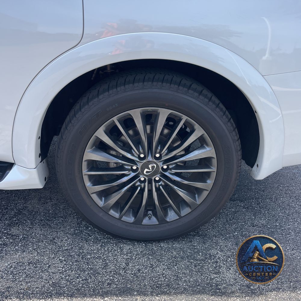 2024 INFINITI QX80 Premium Select