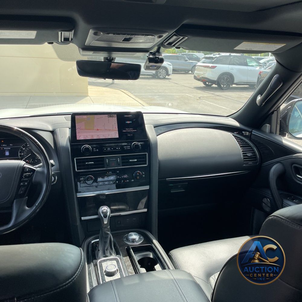 2024 INFINITI QX80 Premium Select