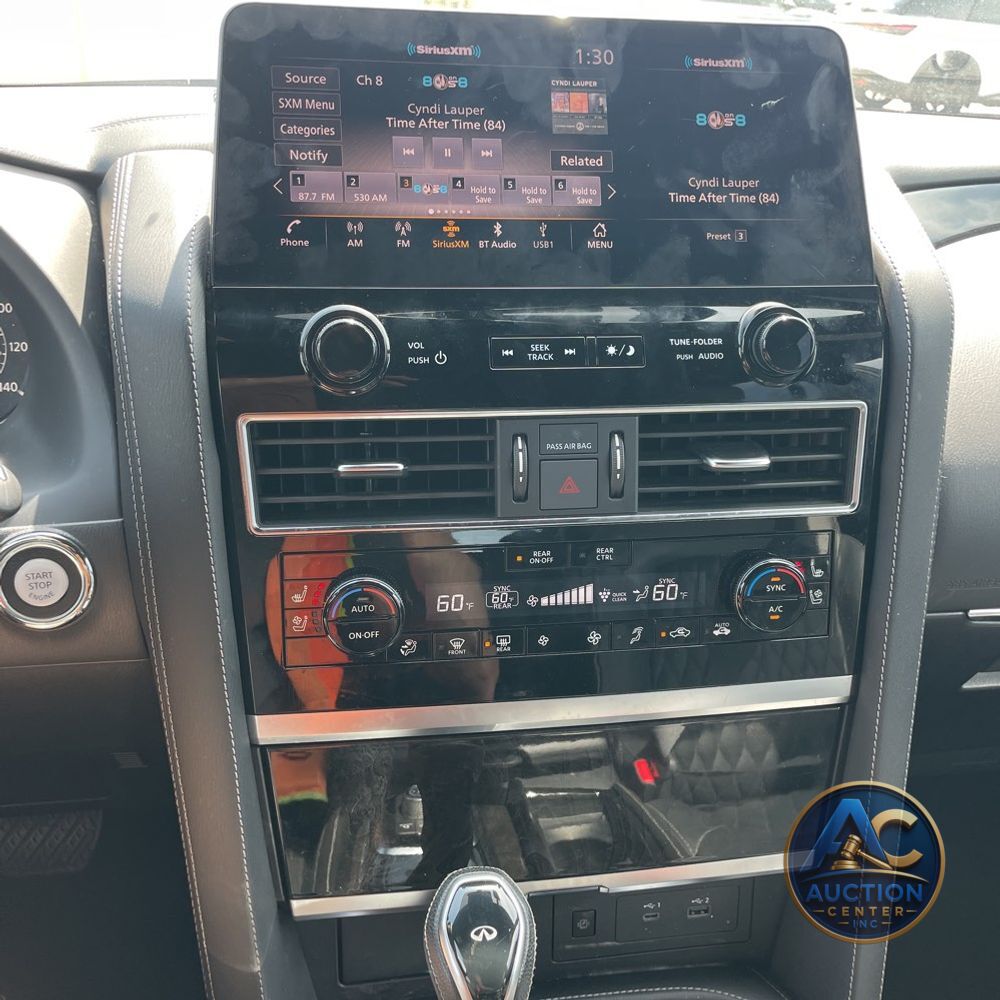2024 INFINITI QX80 Premium Select