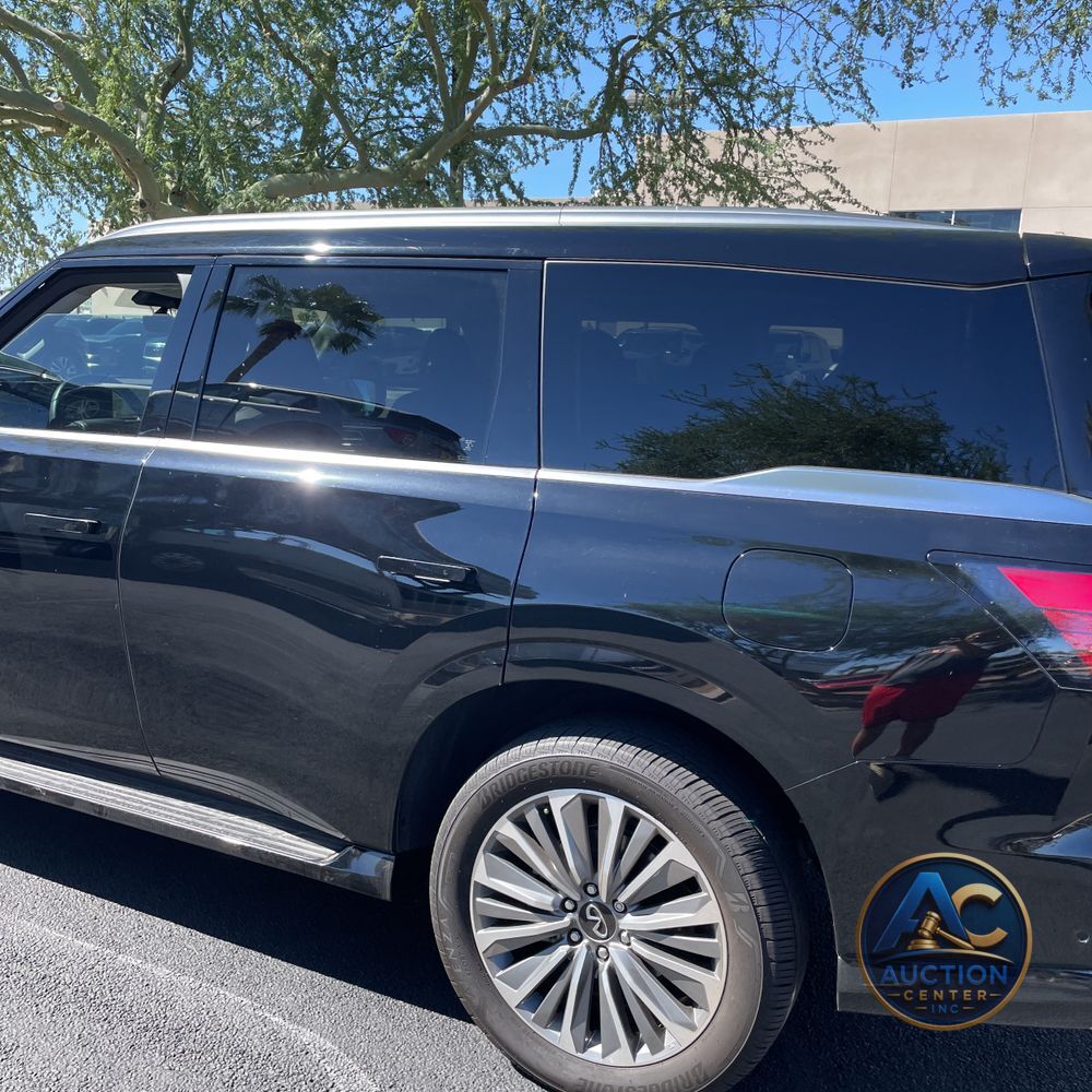 2025 INFINITI QX80 Luxe