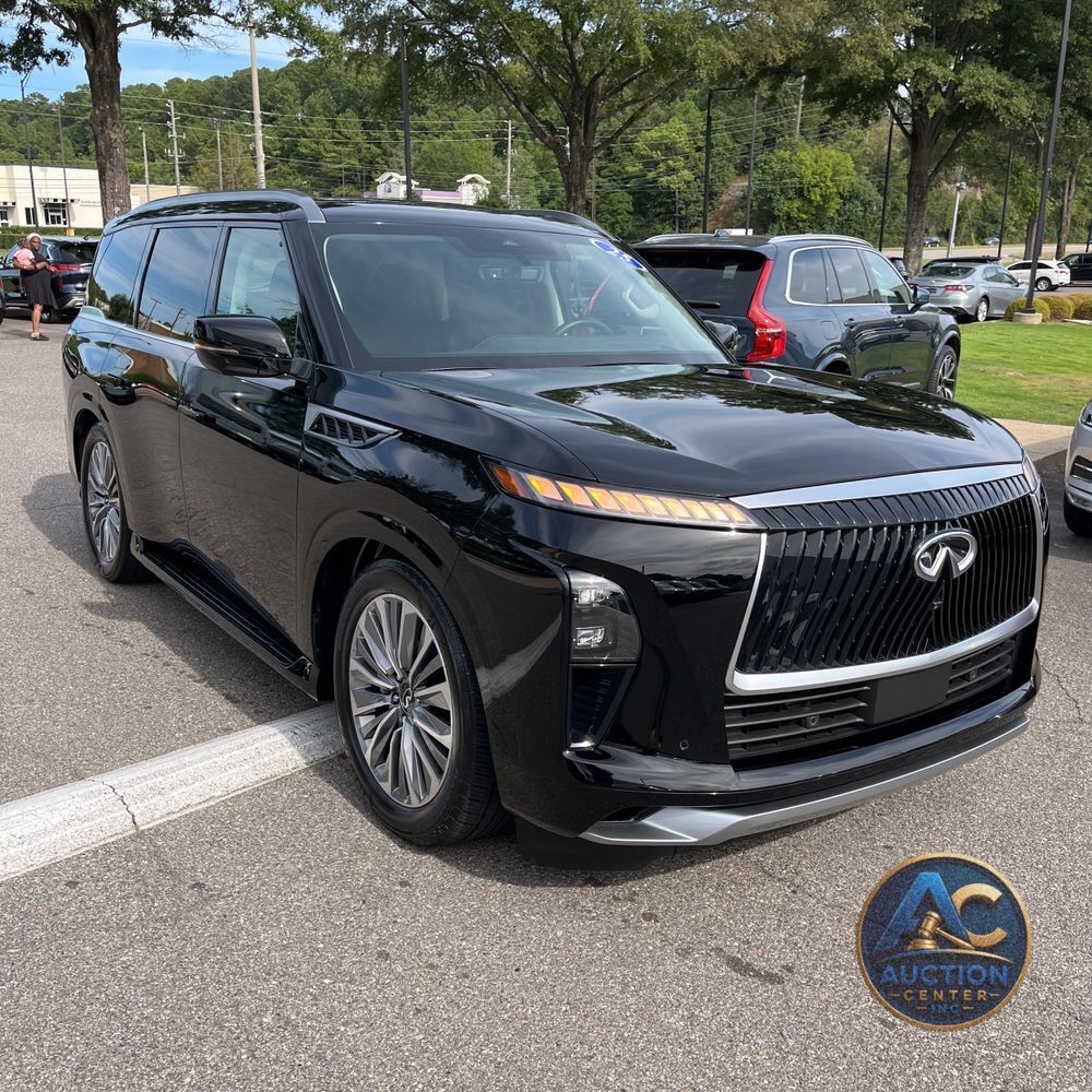 2025 INFINITI QX80 Luxe