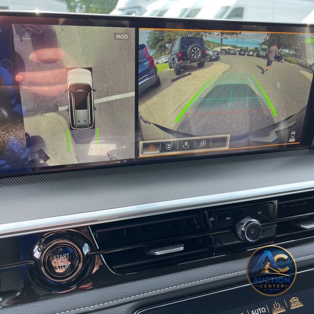 2025 INFINITI QX80 Luxe