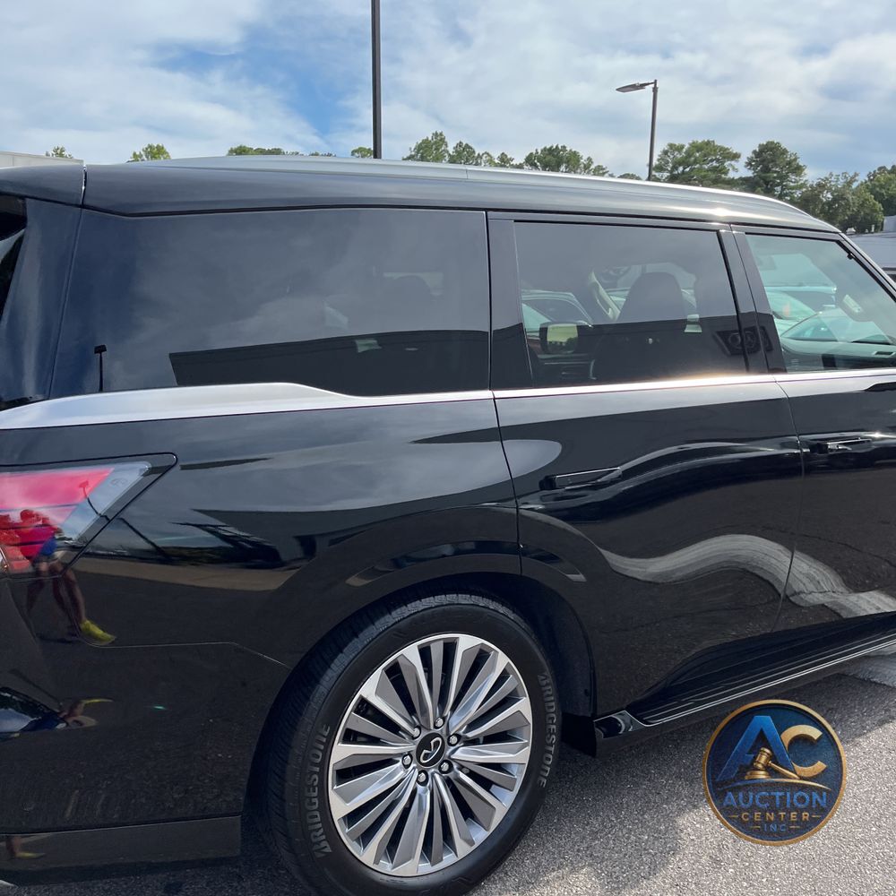 2025 INFINITI QX80 Luxe