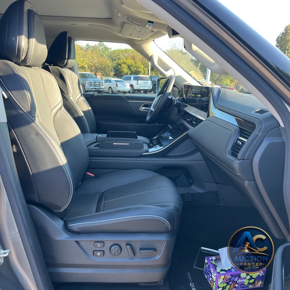 2025 INFINITI QX80 Sensory