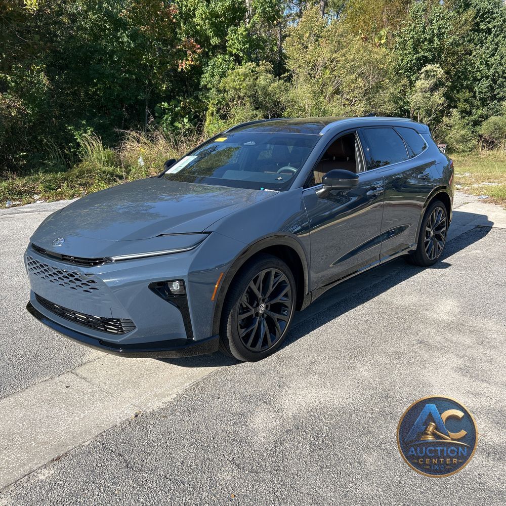 2025 Toyota Crown Signia Limited