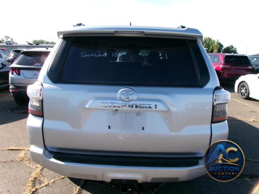 2024 Toyota 4Runner SR5 Premium