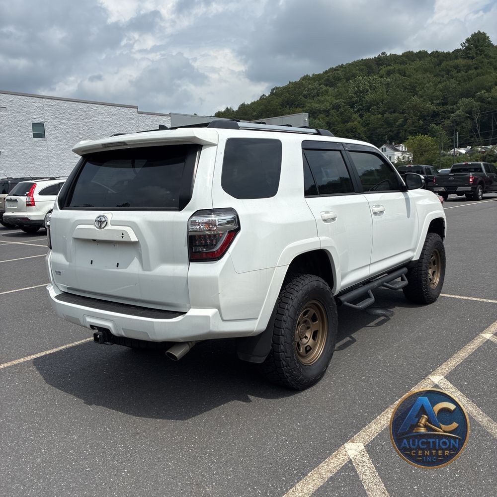 2024 Toyota 4Runner SR5 Premium
