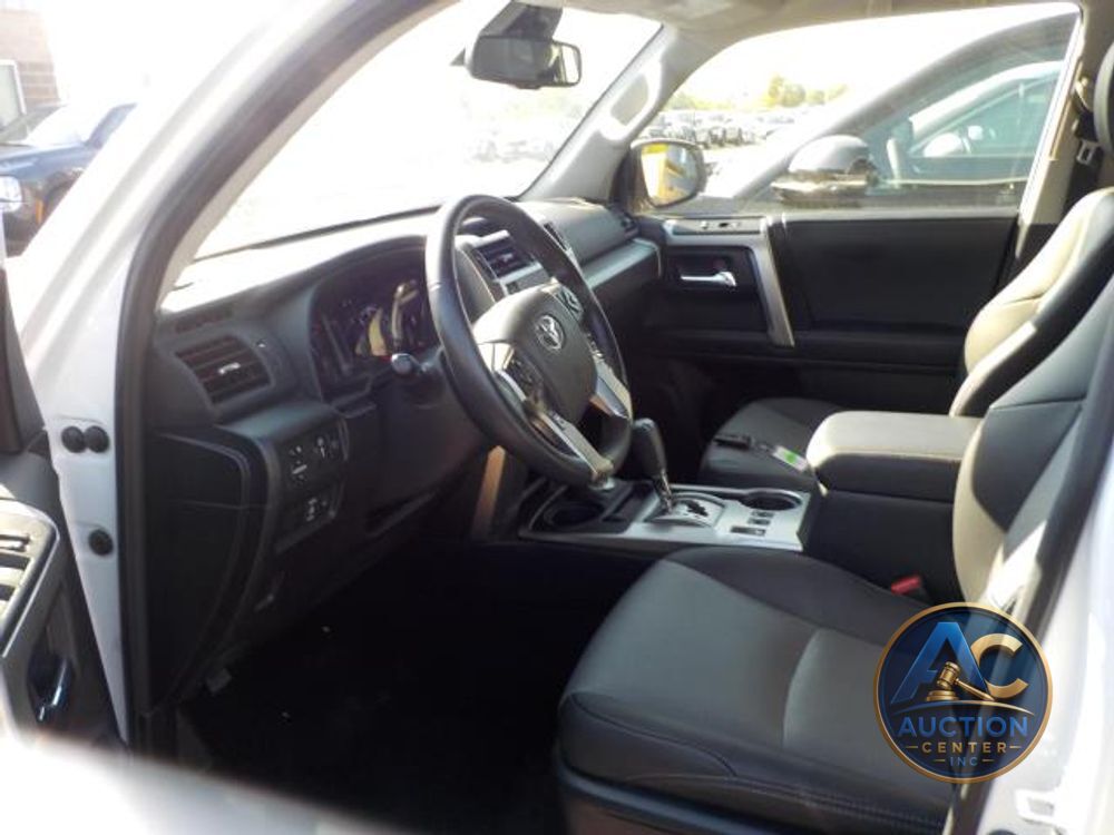 2024 Toyota 4Runner SR5 Premium