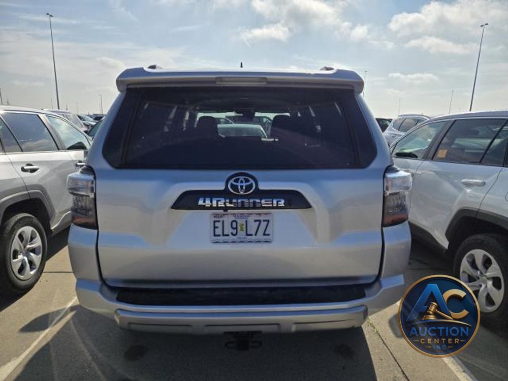 2024 Toyota 4Runner TRD Off Road