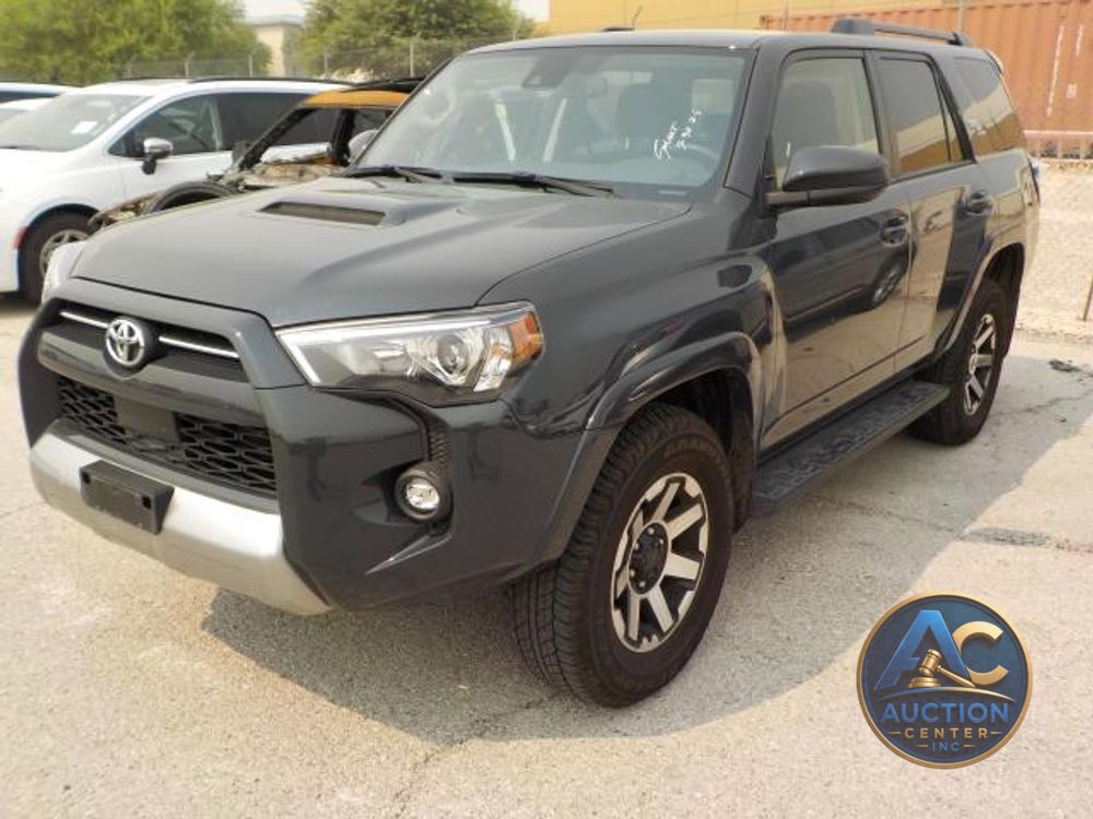 2024 Toyota 4Runner TRD Off Road
