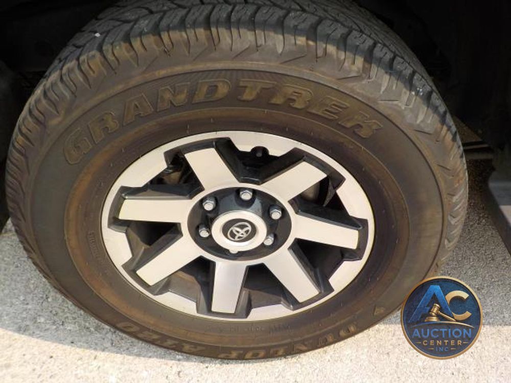 2024 Toyota 4Runner TRD Off Road