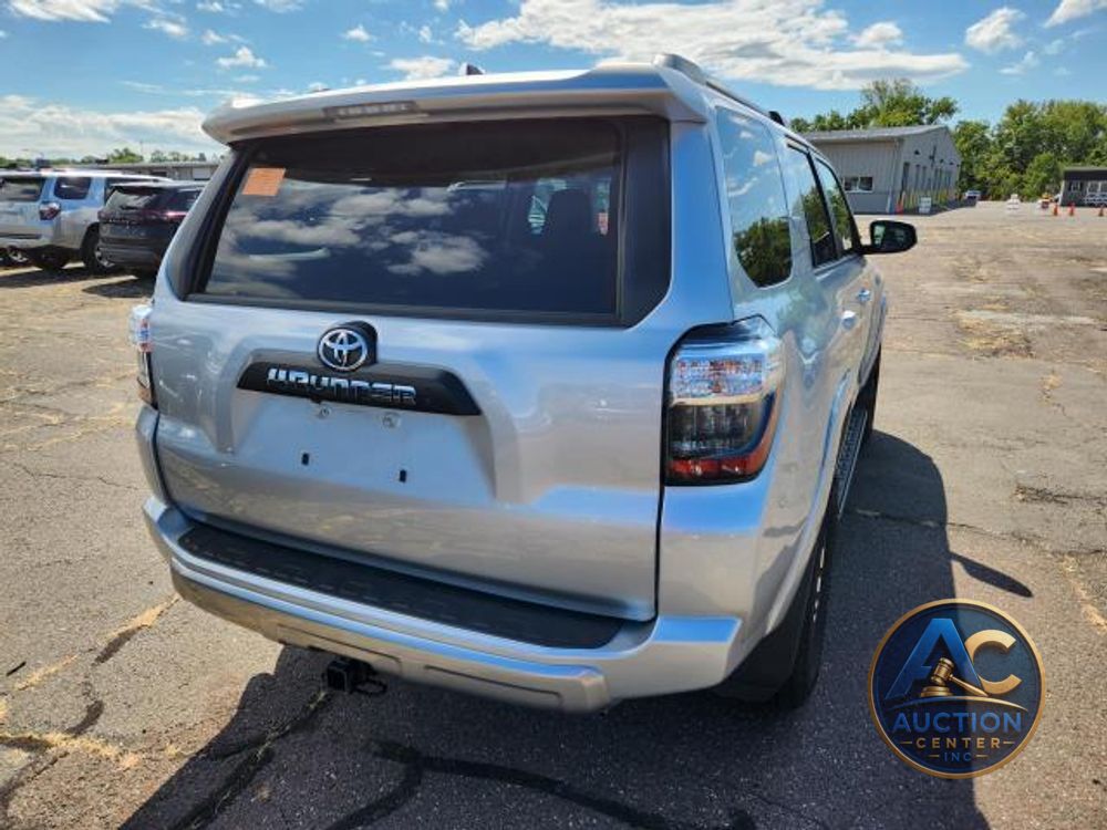 2024 Toyota 4Runner TRD Off Road