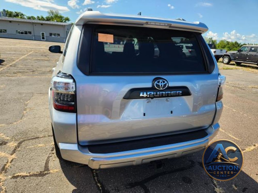 2024 Toyota 4Runner TRD Off Road