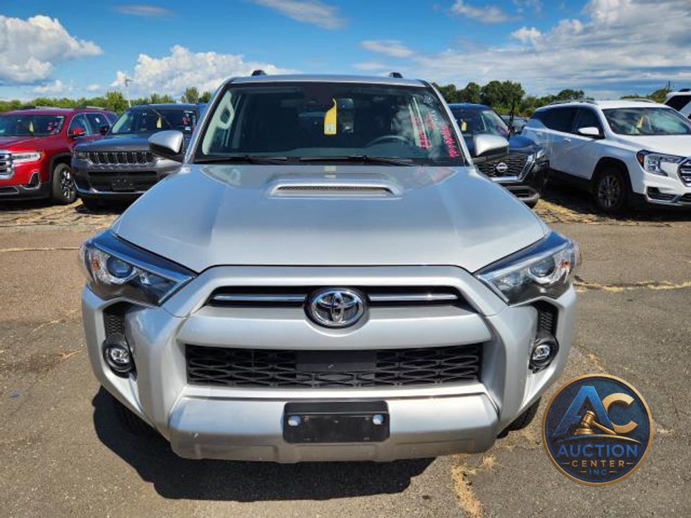 2024 Toyota 4Runner TRD Off Road