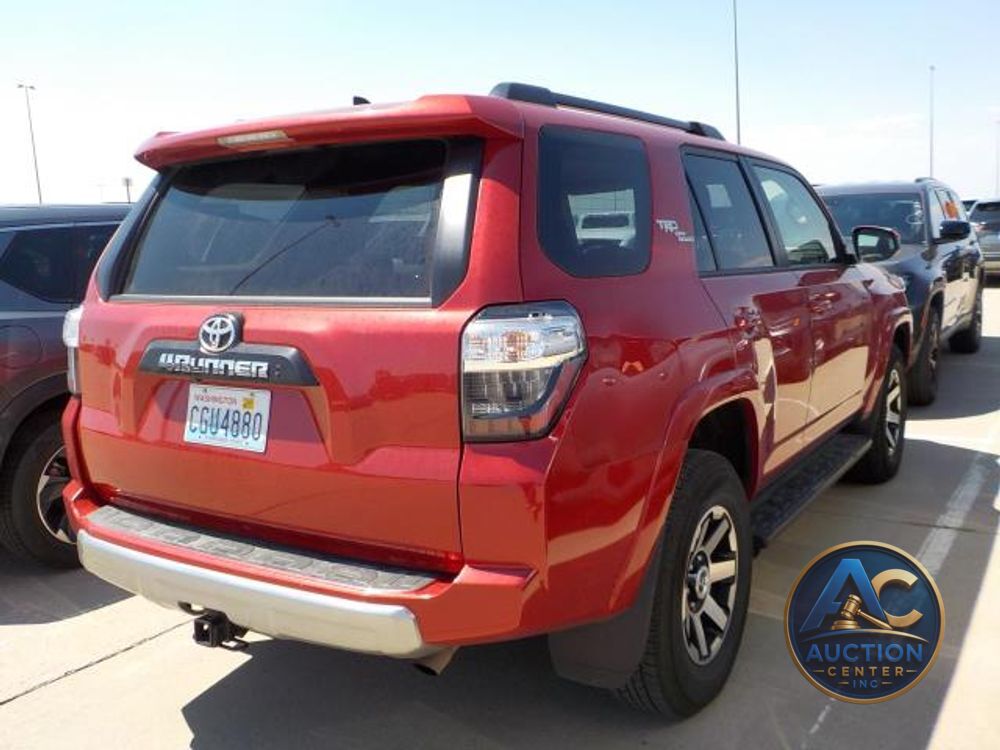 2024 Toyota 4Runner TRD Off Road