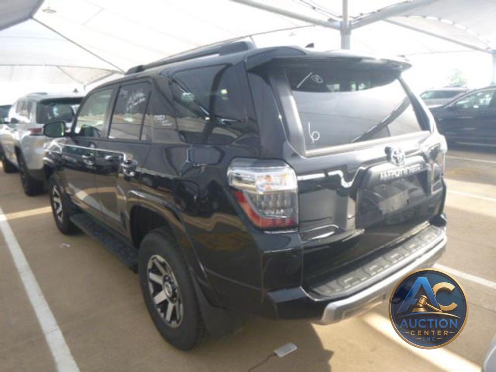 2024 Toyota 4Runner TRD Off Road
