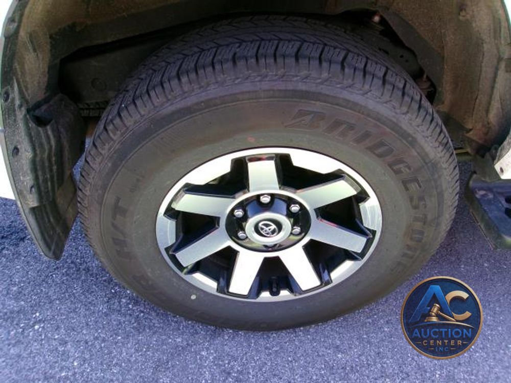 2024 Toyota 4Runner TRD Off Road