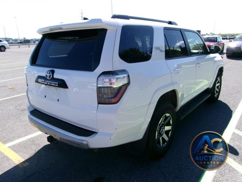 2024 Toyota 4Runner TRD Off Road