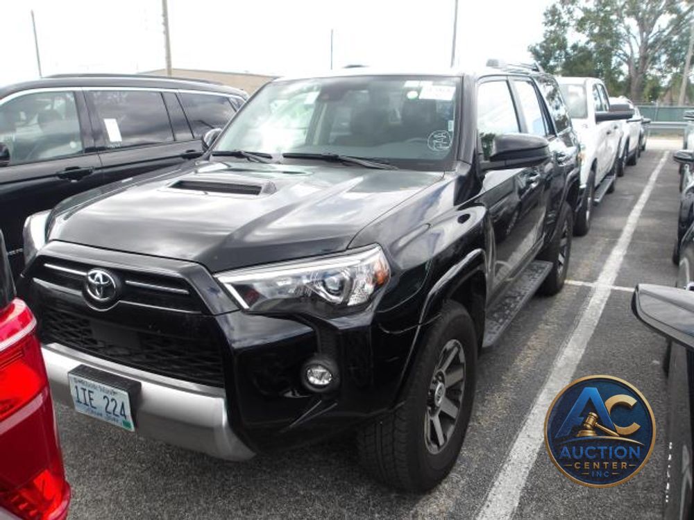 2024 Toyota 4Runner TRD Off Road