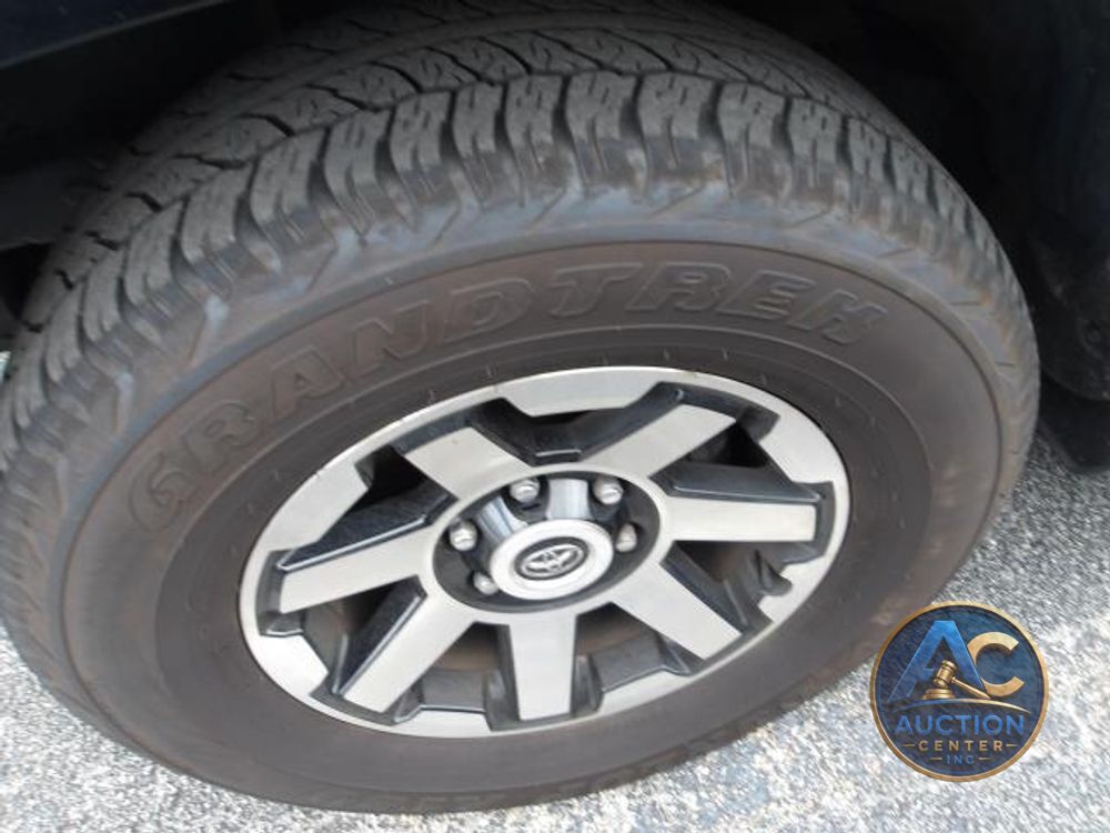 2024 Toyota 4Runner TRD Off Road
