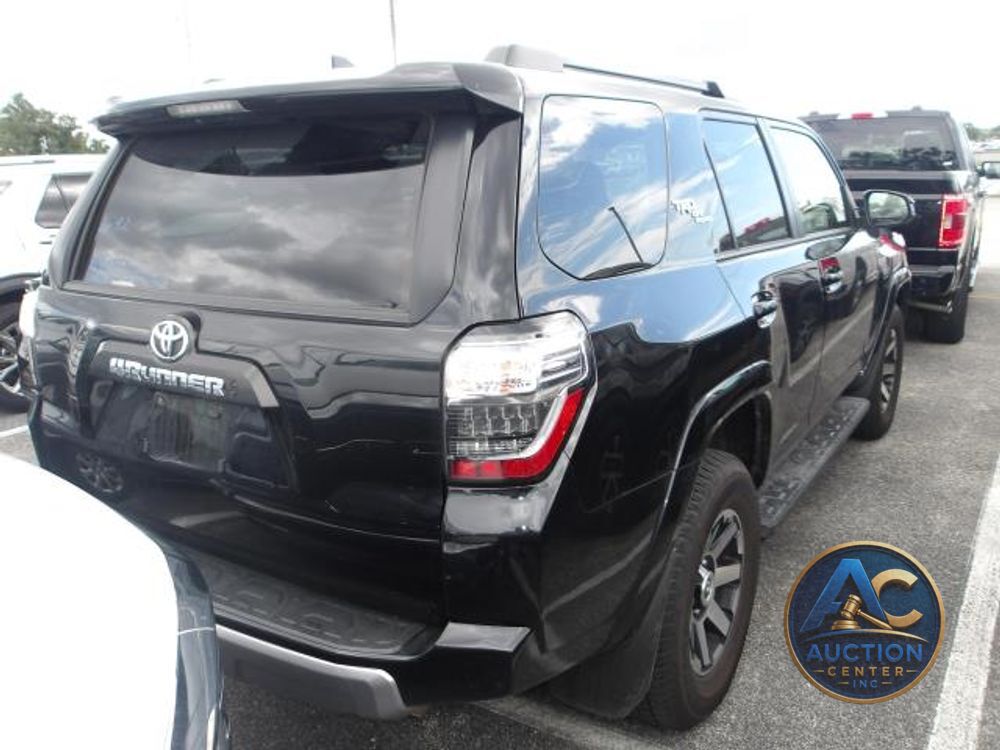 2024 Toyota 4Runner TRD Off Road