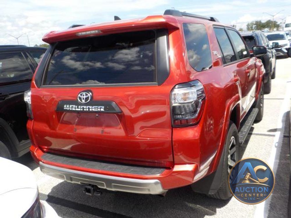 2024 Toyota 4Runner TRD Off Road