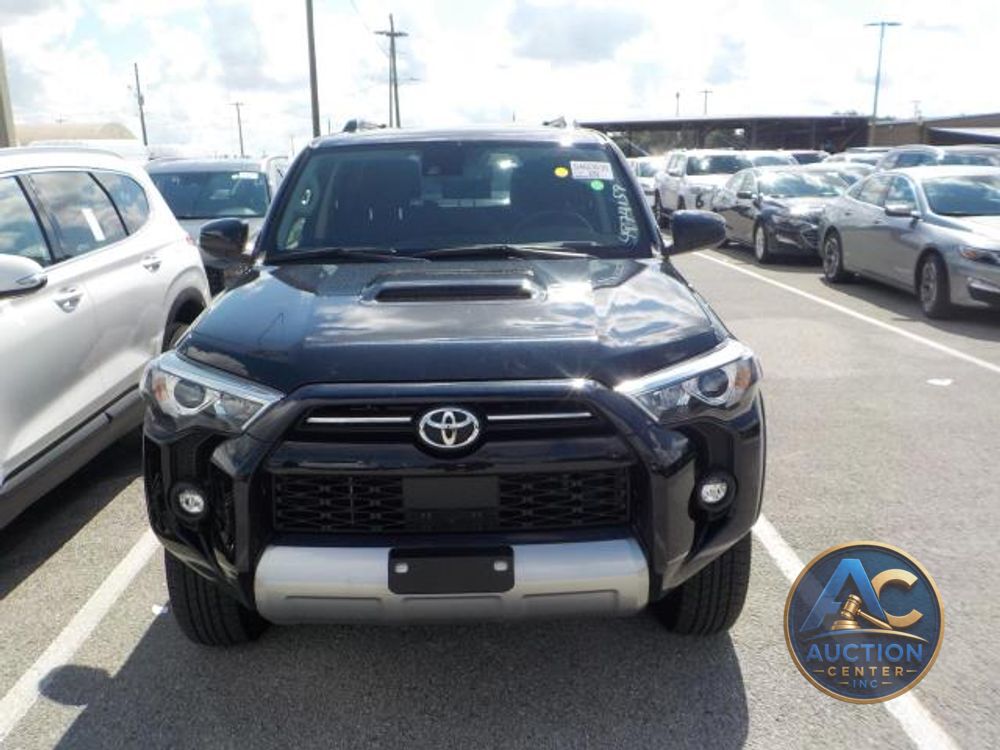 2024 Toyota 4Runner TRD Off Road